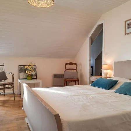 בית נופש Charmante Maison Avec Jardin Pres De *