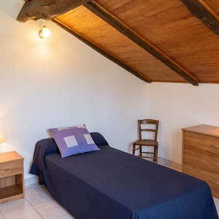 Charmante Maison Avec Jardin Pres De